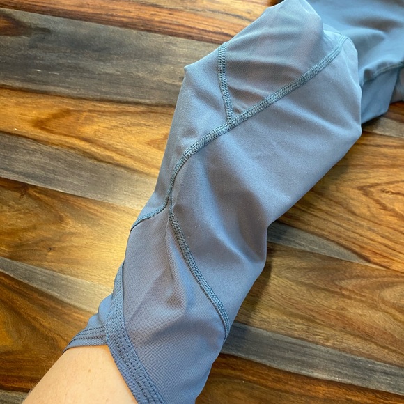 Nice Mesh Side Panel Yoga & Pilates Athletic Leggings Capri Length Pocket M - Picture 12 of 12